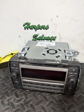 86120-01250 PONTIAC Radio Am Fm Cd Stereo Ula Vibe