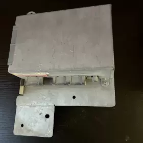 F8DF-18C851-AA SIGNAL Am Fm Radio Processor Ids Taurus Sable #2