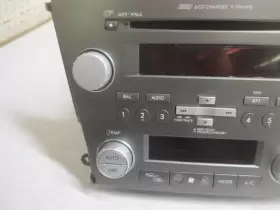 P-206UHB SUBARU Disc Cd Wma Player Radio #2