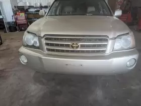638-57847 TOYOTA Audio Radio Receiver Cd Cassette Highlander
