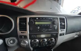 638-58185 TOYOTA Audio Radio Receiver Cd Cassette Runner