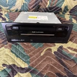 11-17 Audi Q5 Dash Mounted Multimedia Cd Player Id 8r1035746e. Fixed Price $120.00.