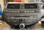 2012 Honda Accord Audio & Visual Equip.(radio) Ex-l 6 Cd. Fixed Price $150.00.